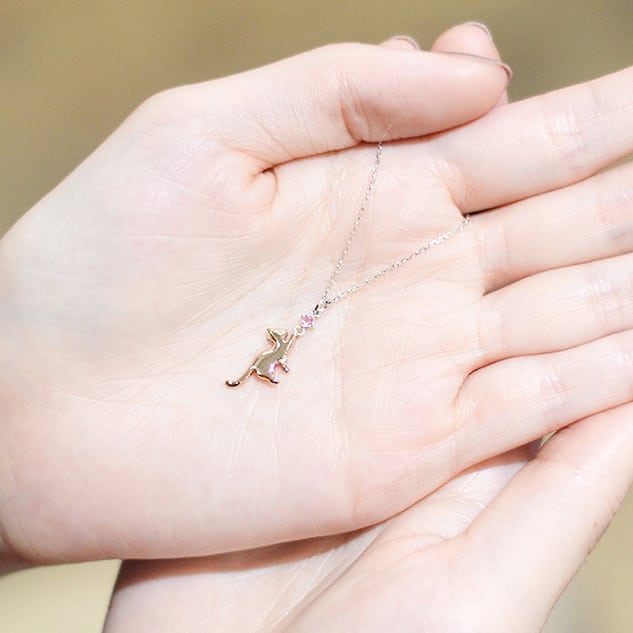 猫とお出かけネックレス