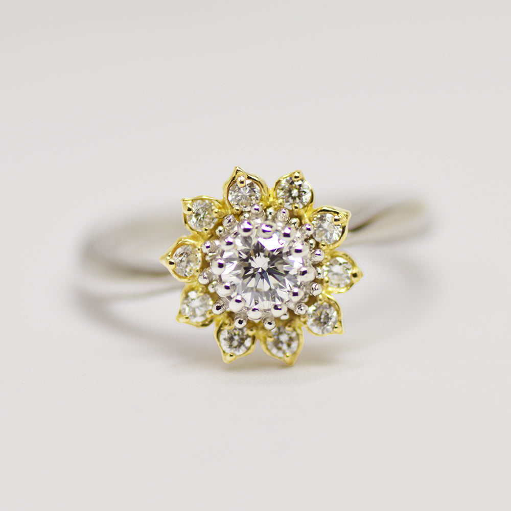 ヒマワリエンゲージ　天然ダイヤモンド0.211ct Dカラー Vs2 3EX H&C