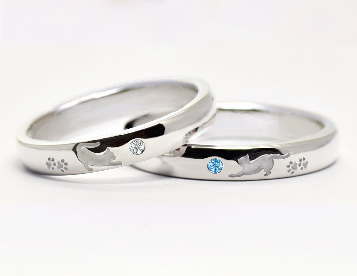 伸びする猫のペアリング